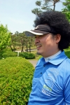 꿈발전소와 함께하는 소아암 어린이 돕기 연예인 자선골프대회에 참석한 개그맨 윤택 (사진제공: 국일미디어)