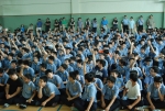 이날 설명회에서 청구중학교 학생들이 관심을 보이며 참여하고 있다 (사진제공: 레드휘슬)