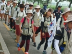 학생들과 국토장정을 3시간여동안 함께 한 동명대학교 설동근 총장 4 (사진제공: 동명대학교)