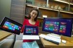 LG전자가 MS社의 차세대 운영체제인 윈도우8(Windows 8) OS에 최적화한 신규 PC 라인업으로 국내 PC시장 공략을 강화한다. 이번에 선보이는 제품은 노트북과 태블릿PC를 결합한 탭북 'H160'과 터치스크린 기반 일체형PC 'V325'로, 오는 26일부터 출시 예정이다. LG전자 모델이 'H160'(사진1 기준 왼쪽, 중간)과 'V325'(오른쪽)를 선보이고 있다.