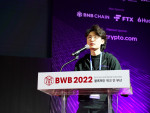 리얼리탈(대표 이정표)의 이현 부대표가 29일 BWB 2022 연사 무대에서 블록체인 게임의 가치에 대해 강연했다