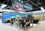 왼쪽부터 UAE IDEX 2023 방산전시회 기아관에 전시된 수소 ATV 콘셉트카, 베어샤시 소형전술차량, 기갑수색 소형전술차량
