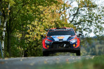 2023 월드랠리챔피언십 중부 유럽 랠리에 참가한 현대자동차 ‘i20 N Rally1 하이브리드’ 경주차의 모습