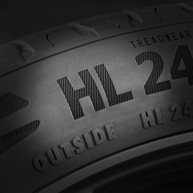 콘티넨탈이 HL 하중 지수 타이어를 최초 생산한다