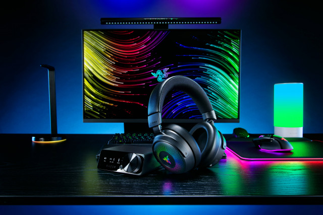 레이저가 신제품 게이밍 헤드셋 ‘Razer kraken V4 Pro’를 출시했다