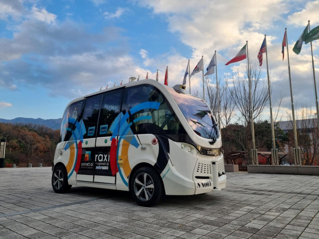 Level 4 Autonomous Shuttle equipped with AutoDrive™ solution