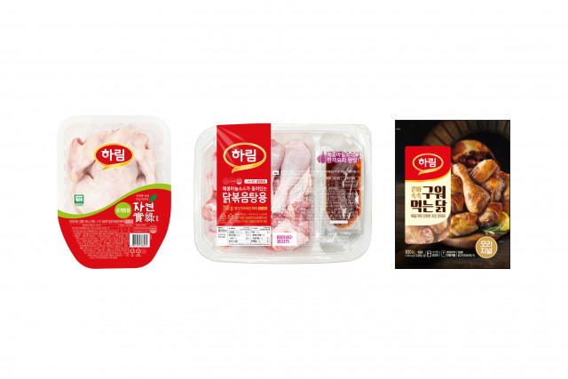 하림 보양식 닭고기 제품 3종(왼쪽부터 자연실록 삼계탕용, 매콤마늘소스가 들어있는 닭볶음탕용, 구워먹는 닭)