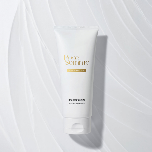 신제품 ‘퓨어솜 고보습 쌀 순수 크림’
