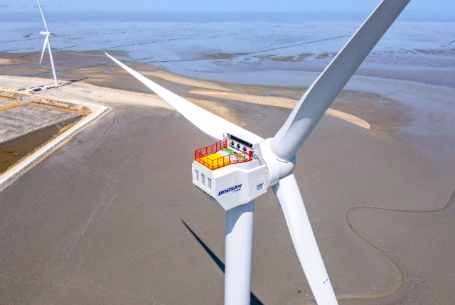 두산에너빌리티가 국내 기술로 독자 개발한 8MW급 해상풍력 발전기(DS205-8MW) 전경