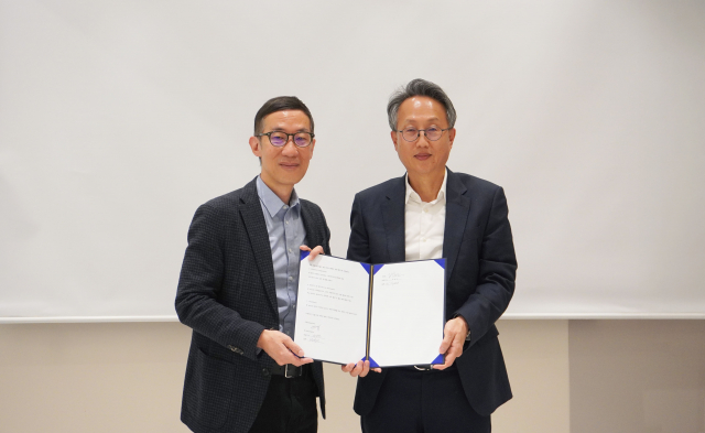 세이지 박종우 대표(왼쪽)와 알에스오토메이션 강덕현 대표