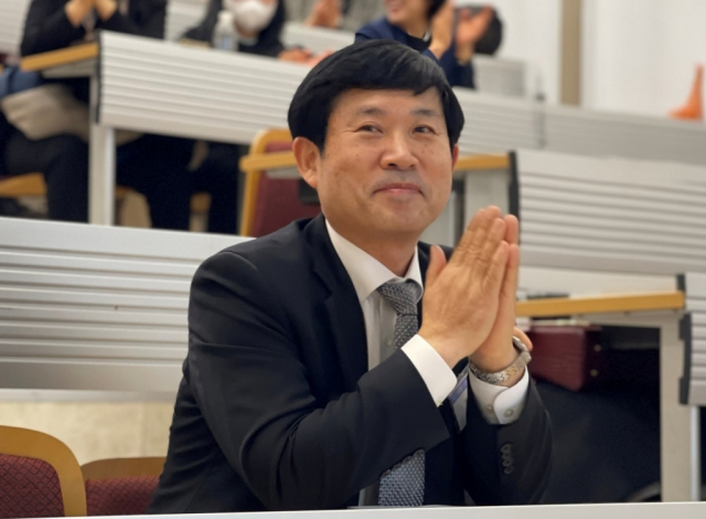 사이버한국외국어대학교 일본어학부장 정현혁 교수(사진)가 한국일어일문학회 제31대 회장으로 선출됐다