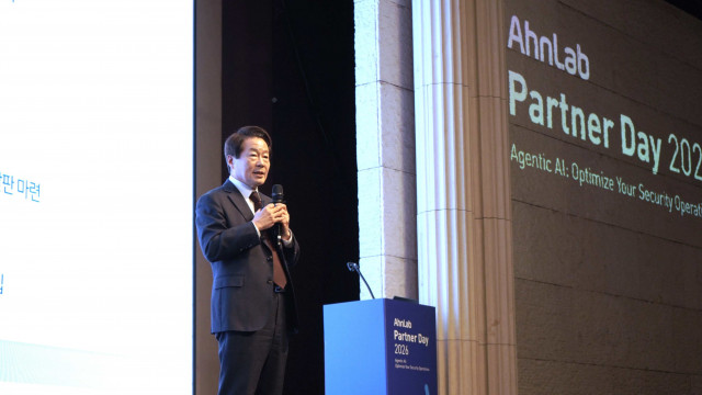 안랩 강석균 대표가 ‘안랩 파트너 데이 2026’에서 인사말을 하고 있다