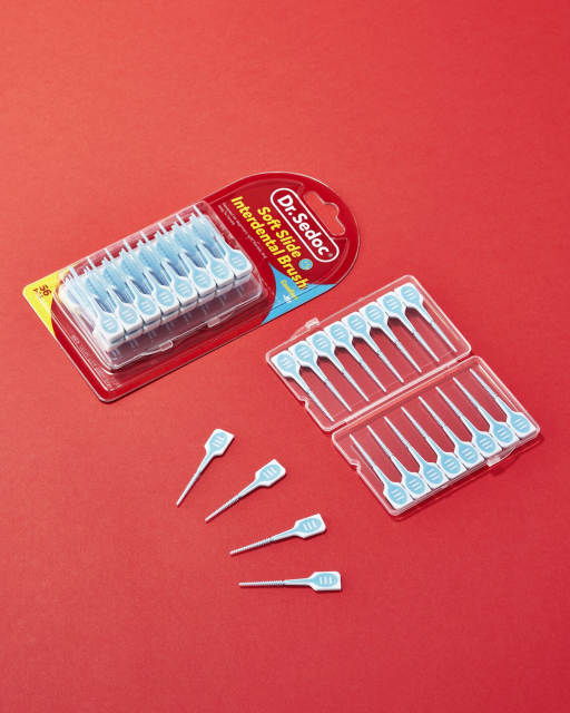 라이온코리아 ‘닥터세닥 소프트 슬라이드 치간칫솔’ 연출컷