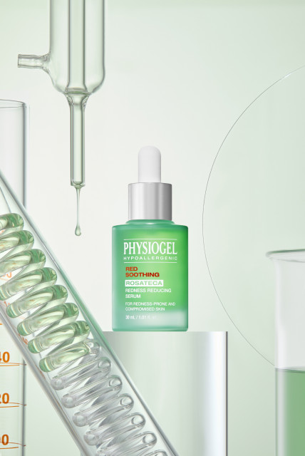 LG생활건강 피지오겔 ‘레드수딩 로자테카 레드니스 리듀싱 세럼’