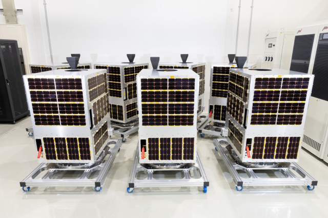 Seven flight model of GRUS-3 next-generation Earth observation microsatellites ©Axelspace