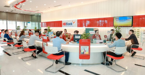HDBank는 2023년 상반기 달성한 뛰어난 노력과 성과를 통해 권위 있는 여러 국제 어워드에서 수상의 영예를 안았다