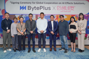 3월 4일 싱가포르에 위치한 바이트플러스 본사에서 바이트댄스 기업용 솔루션 회사 바이트플러스(BytePlus)와 글로벌 셀프포토 스튜디오 브랜드 ‘인생네컷’ 운영사 엘케이벤쳐스가 AI 이펙트 솔루션 제공을 위한 기술 협약을 체결했다