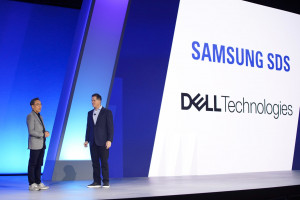 삼성SDS 황성우 대표이사가 DTW 2024에서 델 테크놀로지스 마이클 델 회장과 함께 기조연설을 하고 있다