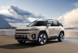 KG 모빌리티 토레스 EVX