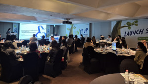 이경재 고려대 구로병원 교수가 GC녹십자의 ‘리브말리액’ 국내 론칭 심포지엄에서 강연하고 있다