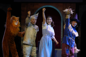 SF연극 ‘로봇 카라’ 공연 중 한 장면