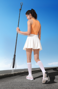 ‘SK-21’ 거치대는 다리가 바닥에 닿는 순간 자동으로 펴지고, 위로 당겨 올리면 자동으로 접힌다. 손으로 일일이 다리를 펴고 접어야 하는 기존 거치대의 불편함을 해소했으며, 손 끼임 사고도 막을 수 있다