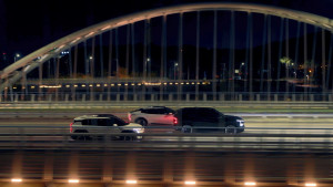 ‘심포니 오브 EV 테크놀로지’에서 (왼쪽부터) EV3, EV4, EV5가 도심을 주행하는 장면