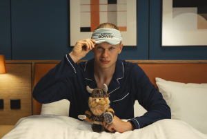 메리어트 본보이, FIFA 월드컵 2026 앞두고 비자와 ‘포 팬스, 에브리웨어’ 전개… 엘링 홀란·비니시우스 주니오르 참여