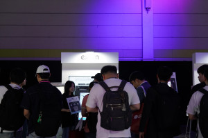 ‘AWS 서밋 서울’ 엑셈 부스가 참관객들로 북적이고 있다