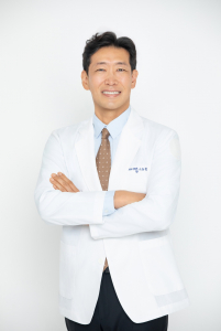 오산 삼성본병원은 척추 정형외과 전문의 이승철 원장(사진)의 진료를 8월 3일부터 시작한다고 밝혔다