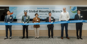 왼쪽부터 GS Global USA President 이준학, Jindal Pipe USA President Vikas Chandra, Consulate General of the Republic of Korea in Houston 이경은, GS Global Corp. Head of Steel Department Senior Vice President 김정훈, Brown Strauss President & CEO Kris Farris, GS Global USA Houston Branch General Manager 박준희