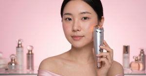 Rfusion Pro - This device combines high frequency (RF), microcurrent (EMS), and LED phototherapy technology. These techniques are aesthetic techniques that help improve skin elasticity, tone facial muscles, and care for various skin conditions