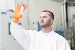 AGC Biologics 하이델베르크 시설이 임상 2상을 위한 락토페록시다아제·글루코스 산화효소 GMP 개발을 주도하고 있다(사진 출처: AGC Biologics)
