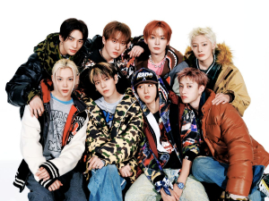 스트레이 키즈(STRAY KIDS)(제공=BAPE® KR)