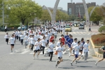 국립 경상대학교 총학생회는 15일 낮 12시 경상대학교 정문-상평교 구간에서 학생과 교직원 등 700여명이 참가한 가운데 '독도수호 및 4·19혁명정신 계승 마라톤 대회&