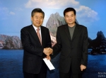 이의근 경상북도지사는 4월 15일 오전 10시 도지사실에서 대구시 북구 노원동 소재 기신정밀(안경부속품수출업체) 김훤자(43세, 남산동 거주) 대표로부터 독도관련 성금 5천만원을 
