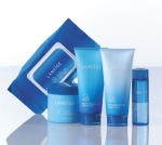 라네즈(Laneige)는 산소정화 효과로 빠르고 간편하게 화장을 지우고 피부에 유해한 산소를 제거하여 피부 스트레스를 해소하여 주는 산소 정화 클렌징 라네즈 오투클리어(O2Clea