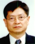 충남대학교 의과대학 일반외과학 노승무(盧承武) 교수가 세계적인 인명사전인 ‘후즈 후(Who's who)’에 2년 연속으로 등재됐다.