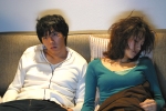 2004년 12월 1일 강남역 부근 한 까페에서 기묘한 실랑이를 시작으로 잘 나가는 선수가 어쩔수 없는 사연으로 옛 여자를 찾게 되며 일어나는 헤프닝의 본격적인 사연을 드러내기 시