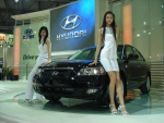 현대자동차(대표:鄭夢九회장)가 21일, 「제 2005 상하이 모터쇼(Auto Shanghai 2005)」에서 중국에서는 처음으로 쏘나타를 공개했다.
