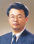 황호길 조선대 교수(치과대학 치의학과)가 건강사회를 위한 치과의사회가 주최하는 남북구강보건 학술교류 행사 참석을 위해 4월 30일부터 5월 5일까지 북한을 방문한다.