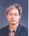전남대 이진용 교수(李鎭勇, 자연과학대학 화학과, 35)가 최근 베트남 호지민시에서 개최된 FACS(Federation of Asian Chemical Societies) 이사회에