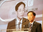 KT 이용경 사장 “기회와 도전의 땅, 유비쿼터스”