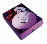 세계적인 하드디스크 드라이브(HDD) 업체인 웨스턴디지털 코리아(대표 신영민, www.wdc.com/kr)는 기업용 서버에 최적화된 WD 캐비어 RE(Raid Edition) 하드