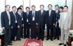 베트남 호치민국립대학 Nguyen Tan Phat 총장 및 대학 관계자 7명이 6월 2일 오전 전북대학교 두재균 총장을 예방하였다.