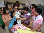 현대백화점 신촌점은 6/7(화)∼6/9(목)까지 마포구 여성단체 연합회와 함께 '마포구 틈새계층 돕기 자선바자'를 연다. 