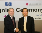 LG.Philips LCD는 6월 7일 LG 트윈타워에서 美 Hewlett-Packard 社와 장기공급계약을 체결했다. 좌(左)에서부터 美 HP社 Personal System Gr