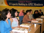 여성부(장관 장하진)는 오는 6.13(월)~6.25(토)까지 2주 일정으로 ‘2005 APEC 여성IT 교육훈련’을 실시한다.