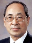 박춘호(사진) 국제해양법재판소 재판관이 9년임기의 재판관에 재선됐다.