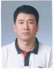 광주광역시는「제8회  행정인상」수상자로 정보화담당관실에서 근무하고 있는 통신7급 이 상 용(남, 43세)씨를 선정하여 7월 1일 개최될 7월 정례조회시 광주광역시장 표창과 함께 금